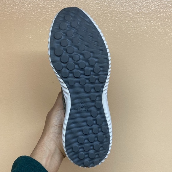 Adidas AlphaBounce “Trace Olive” main image 4